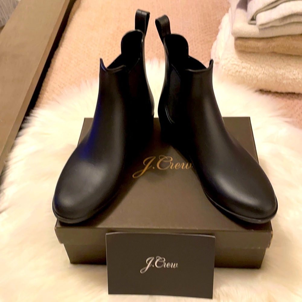 Women rain boots